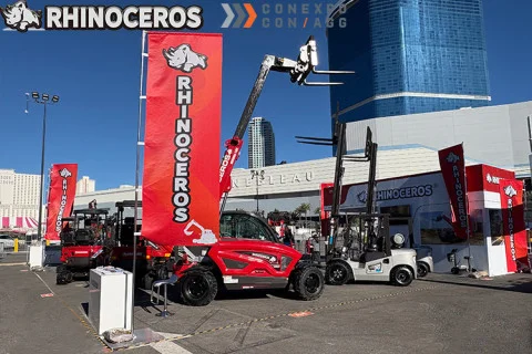 Badak di CONEXPO - LAS VEGAS