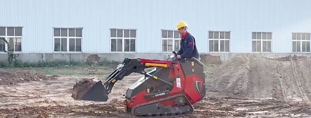 1747292358738858.jpg Mesin pemuat skid steer KS1000.jpg